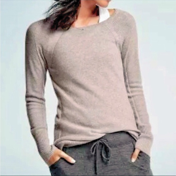 Athleta Sweaters - Athleta Kitta Cashmere Handkerchief Hem Tunic Sweater Sz S